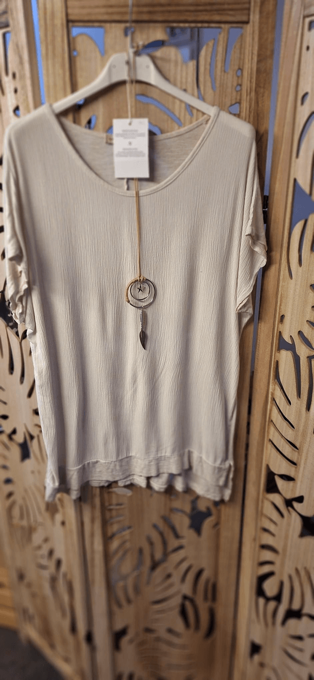 Tee shirt beige collier 
